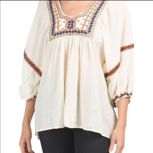 Max Studio Cream Embroidered Peasant Blouse